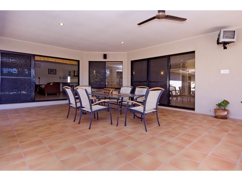 Hope Island QLD 4212
