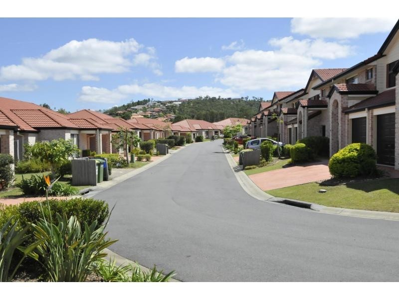 Pacific Pines QLD 4211