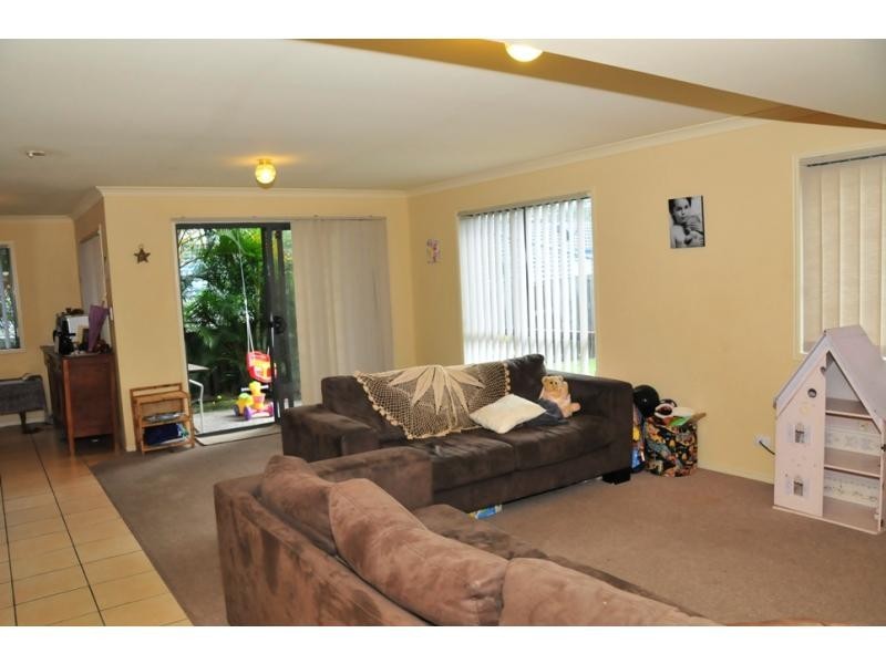 Pacific Pines QLD 4211