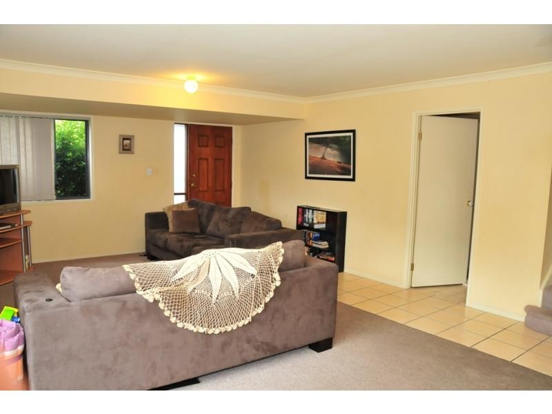 Pacific Pines QLD 4211