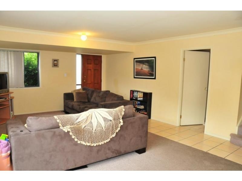 Pacific Pines QLD 4211