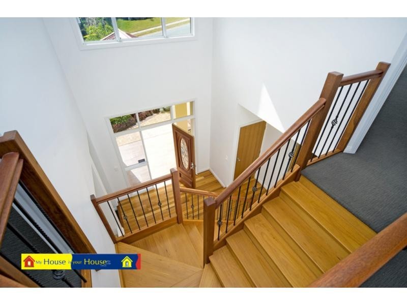 86 Salvado Drive, Pacific Pines QLD 4211