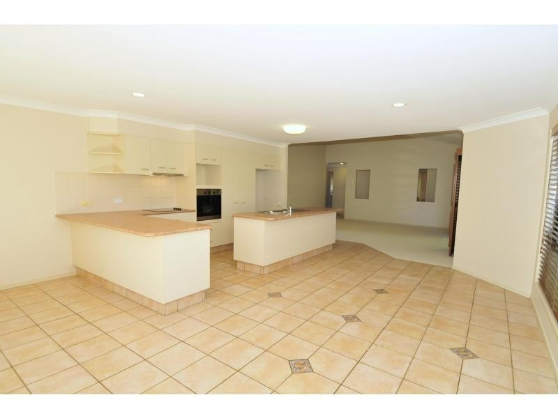 Pacific Pines QLD 4211