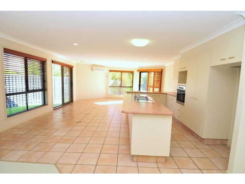 Pacific Pines QLD 4211