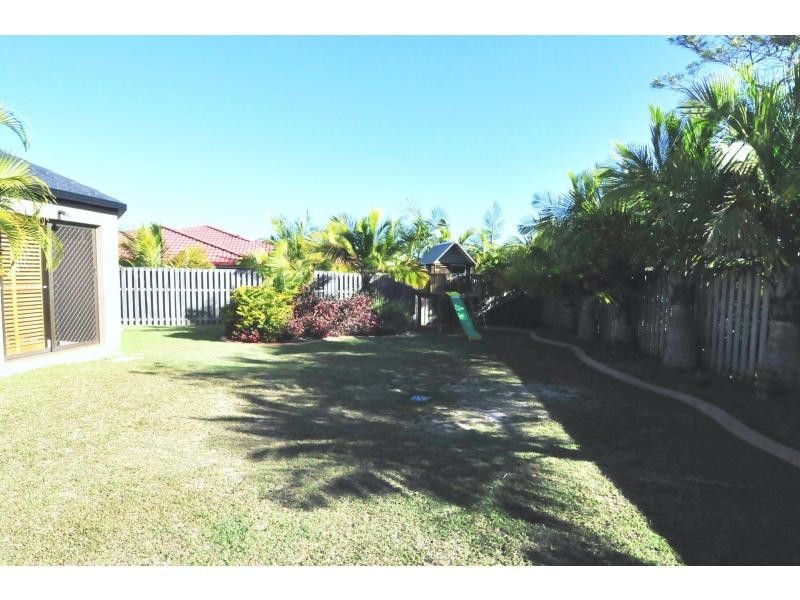 Pacific Pines QLD 4211