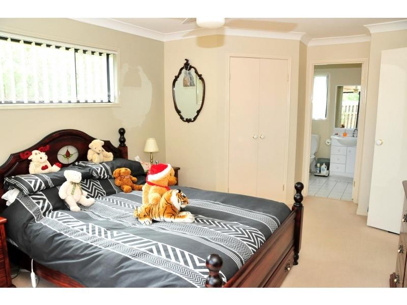 Pacific Pines QLD 4211