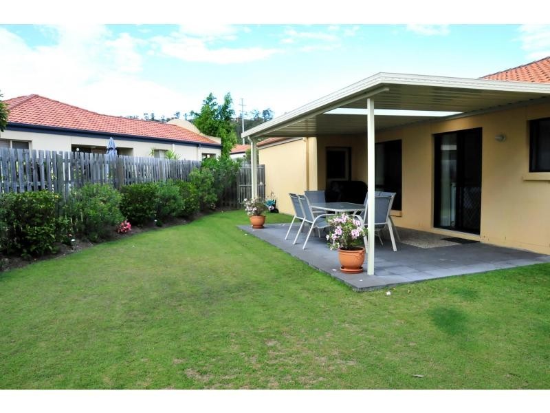 Pacific Pines QLD 4211