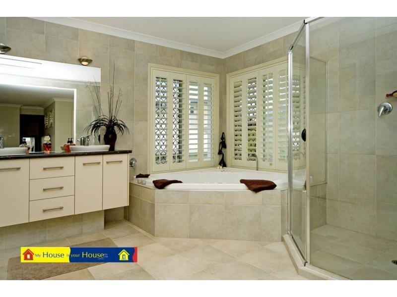 23 Buccaneer Way, Coomera QLD 4209