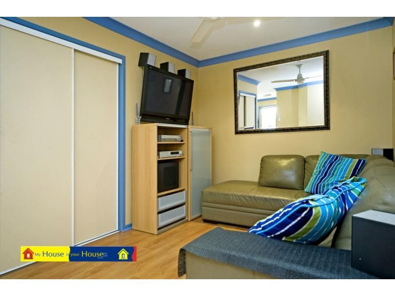 12 Plimsoll Place, Helensvale QLD 4212