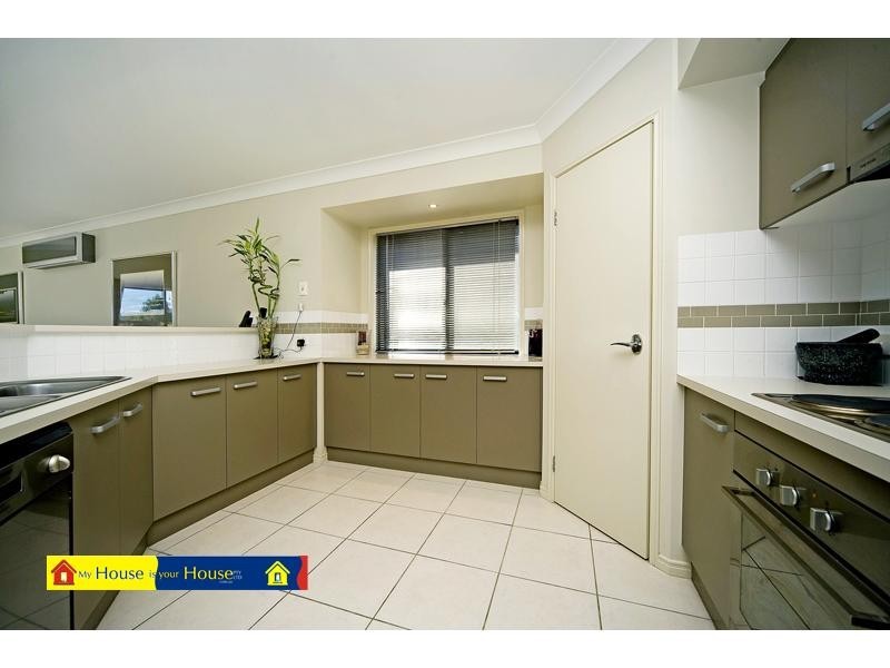 2 Salvado Drive, Pacific Pines QLD 4211