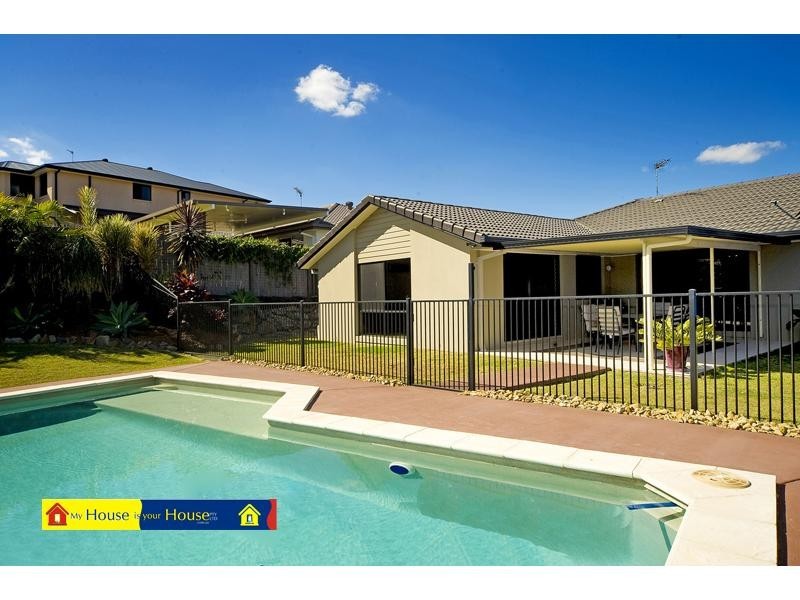 2 Salvado Drive, Pacific Pines QLD 4211