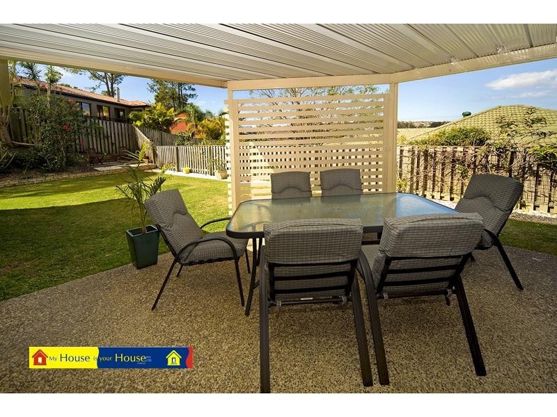 11 Harwood Place, Maudsland QLD 4210