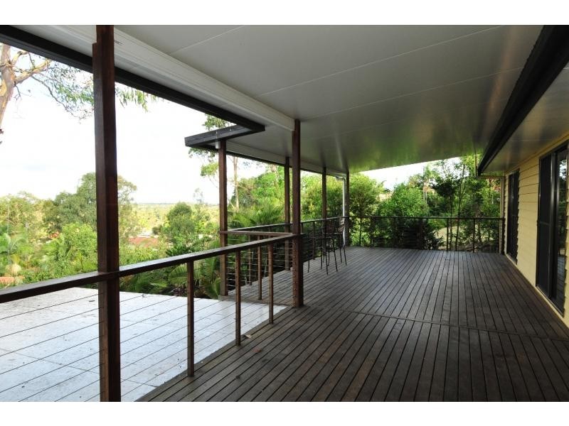 9 Leura Place, Helensvale QLD 4212
