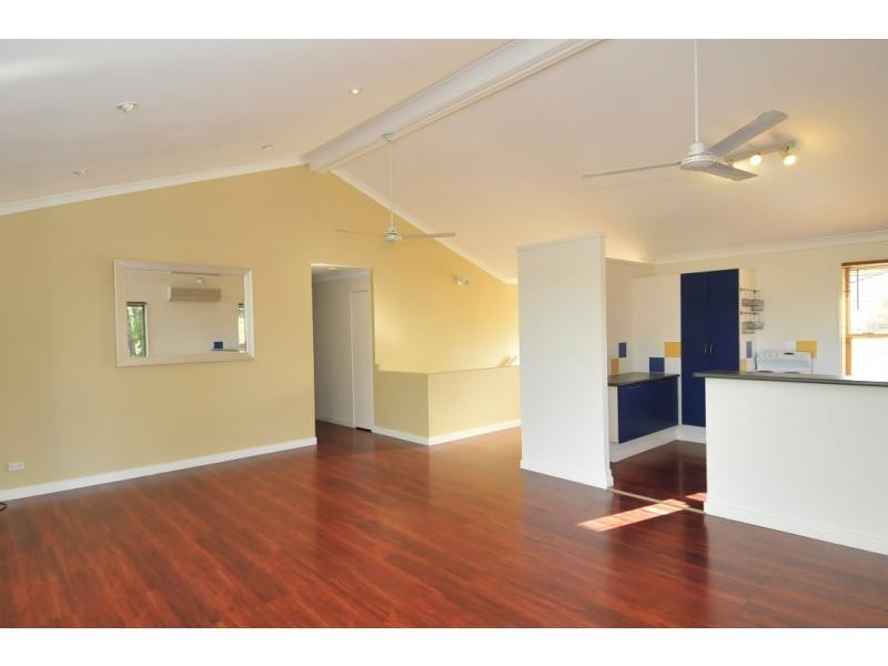 9 Leura Place, Helensvale QLD 4212
