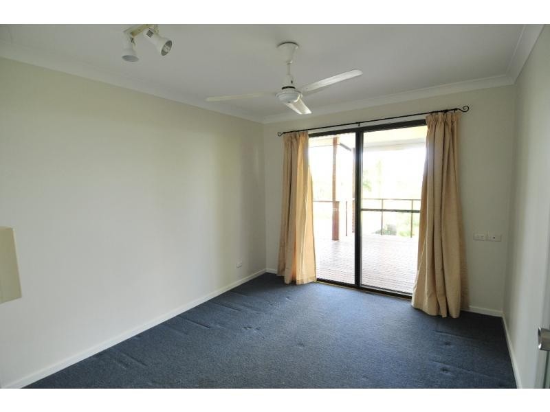 9 Leura Place, Helensvale QLD 4212