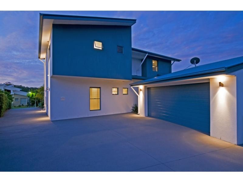 15 Buccaneer Way, Coomera Waters QLD 4209