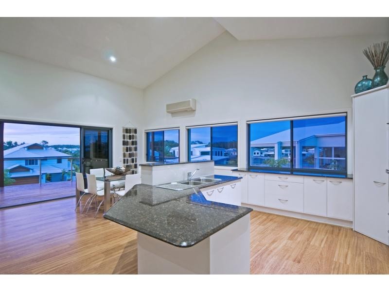 15 Buccaneer Way, Coomera Waters QLD 4209