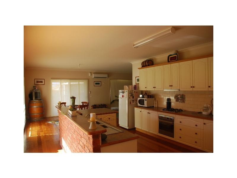 1/8 Jasmine Court, Ormeau QLD 4208