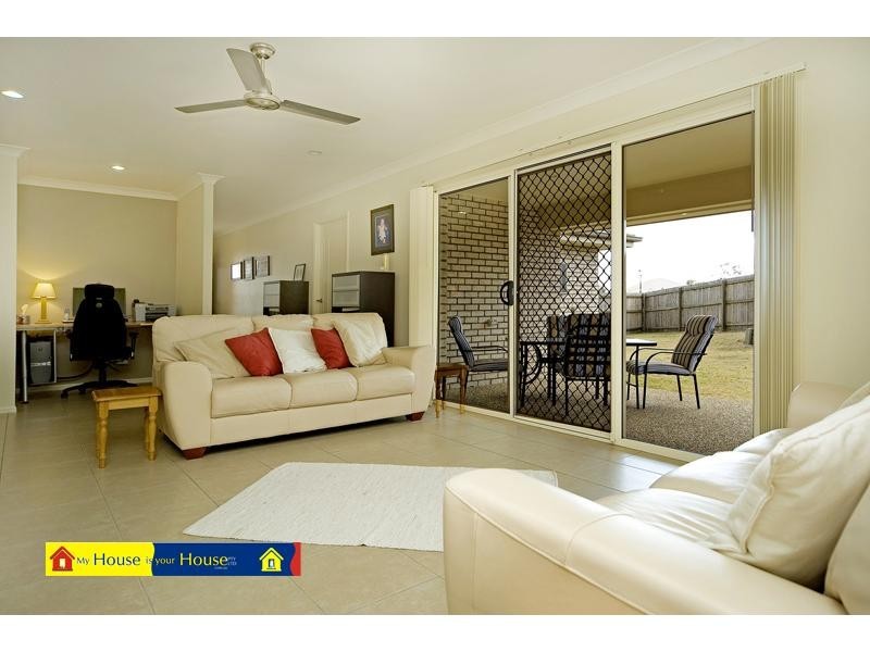 1/8 Jasmine Court, Ormeau QLD 4208