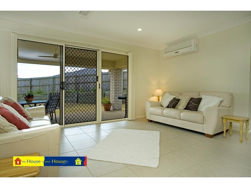 1/8 Jasmine Court, Ormeau QLD 4208
