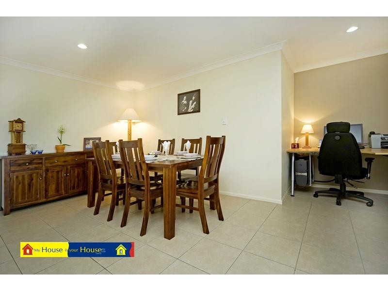 1/8 Jasmine Court, Ormeau QLD 4208