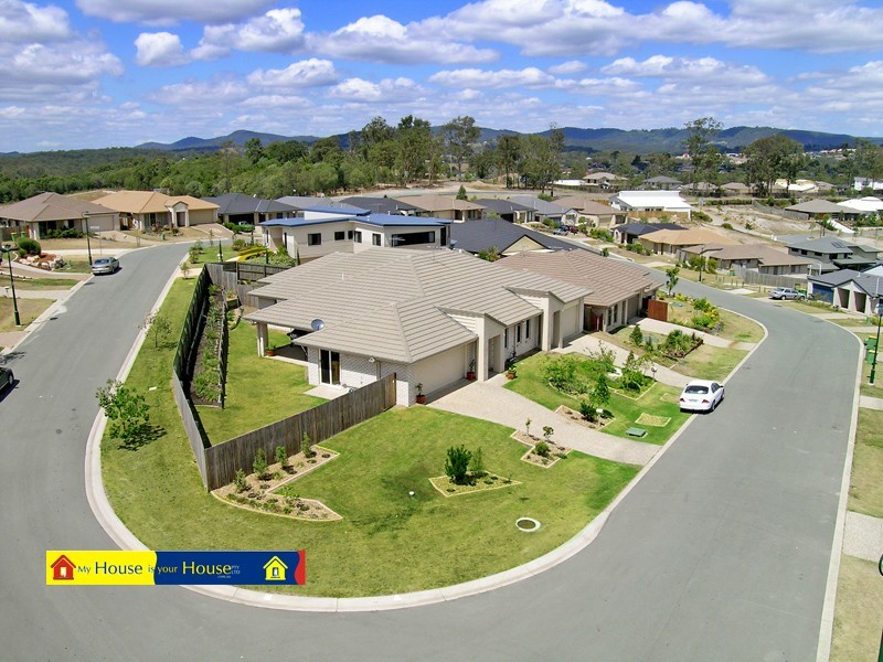 1/8 Jasmine Court, Ormeau QLD 4208