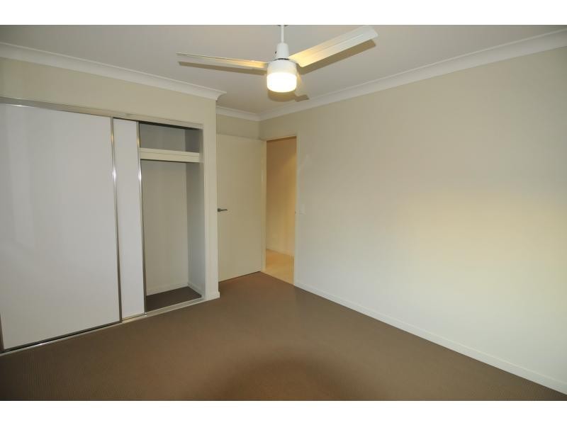 10 Willunga Street, Pacific Pines QLD 4211