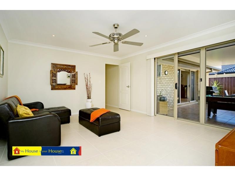 29 Buchanan Street, Pacific Pines QLD 4211