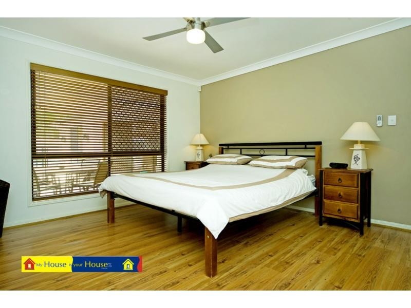7 Herington Close, Arundel QLD 4214