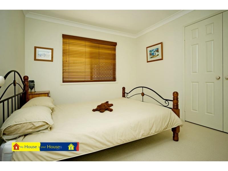 7 Herington Close, Arundel QLD 4214