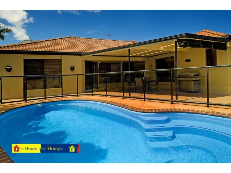 7 Herington Close, Arundel QLD 4214