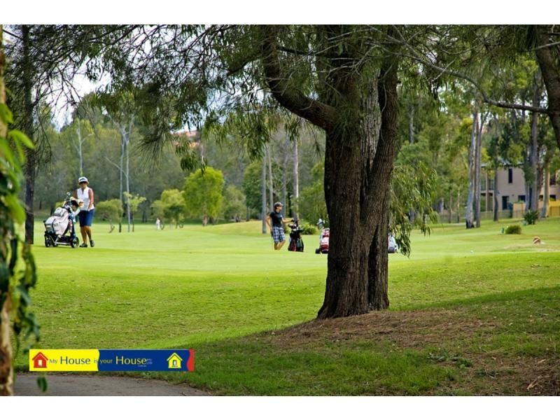 7 Herington Close, Arundel QLD 4214