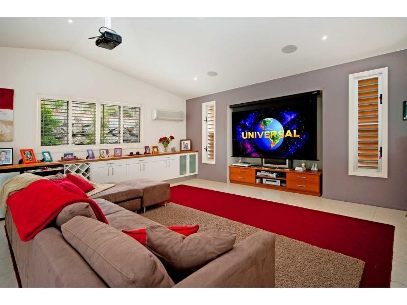 Coomera Waters QLD 4209