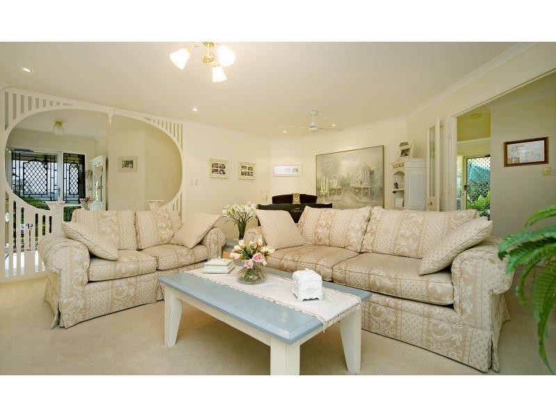 20 Austral Crescent, Pacific Pines QLD 4211