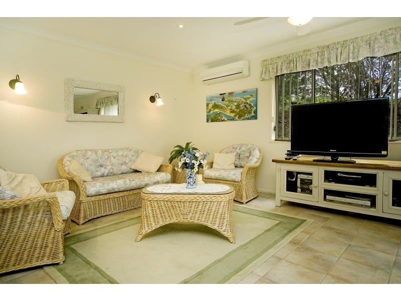 20 Austral Crescent, Pacific Pines QLD 4211