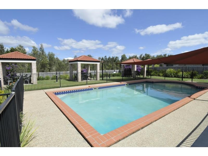 Pacific Pines QLD 4211