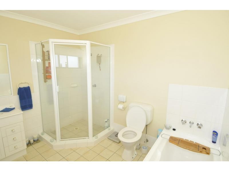 Pacific Pines QLD 4211