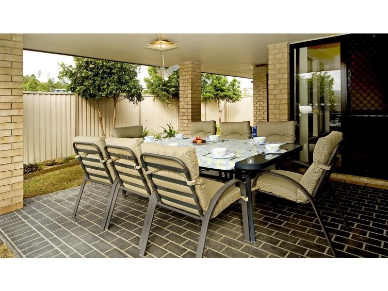 40 Buffalo Crescent, Pacific Pines QLD 4211