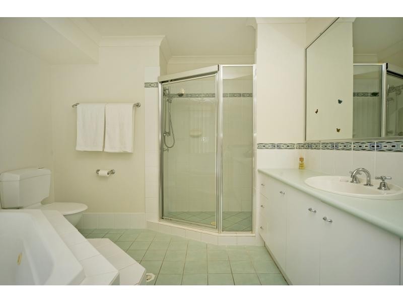 40 Buffalo Crescent, Pacific Pines QLD 4211