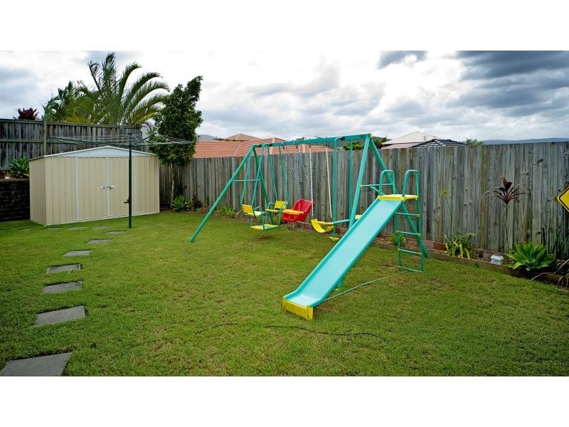 40 Buffalo Crescent, Pacific Pines QLD 4211