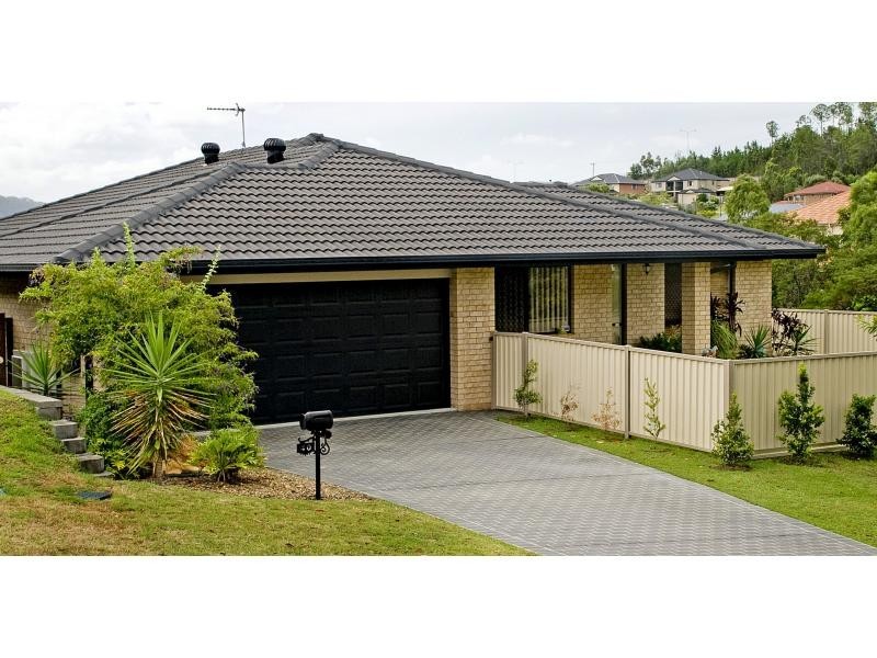 40 Buffalo Crescent, Pacific Pines QLD 4211
