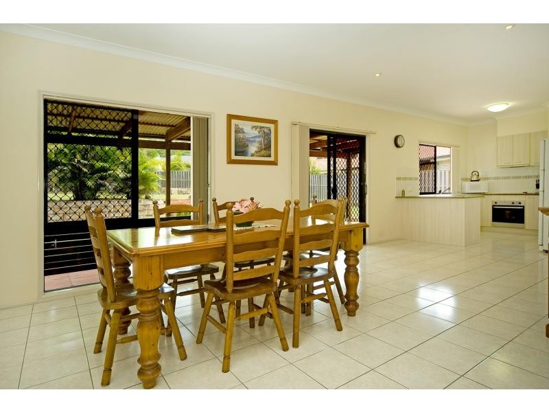 3 Hatutu Street, Pacific Pines QLD 4211