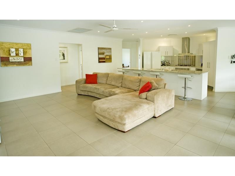 18 Boambillee Street, Coomera Waters QLD 4209