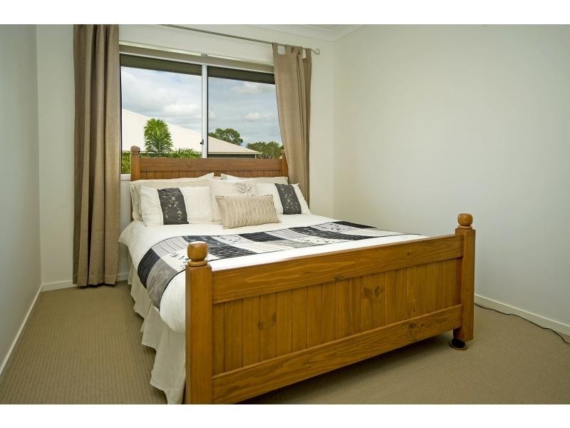 18 Boambillee Street, Coomera Waters QLD 4209