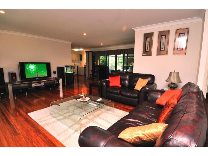 Pacific Pines QLD 4211