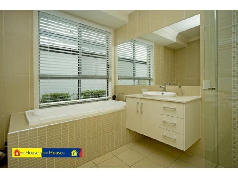 3 Tradition Place, Coomera Waters QLD 4209