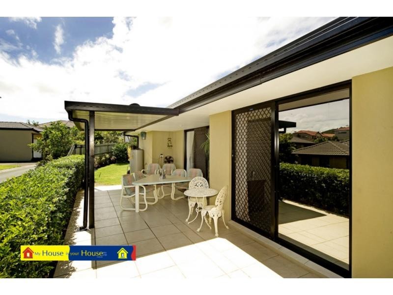 22/136 Pacific Pines Boulevard, Pacific Pines, Pacific Pines QLD 4211