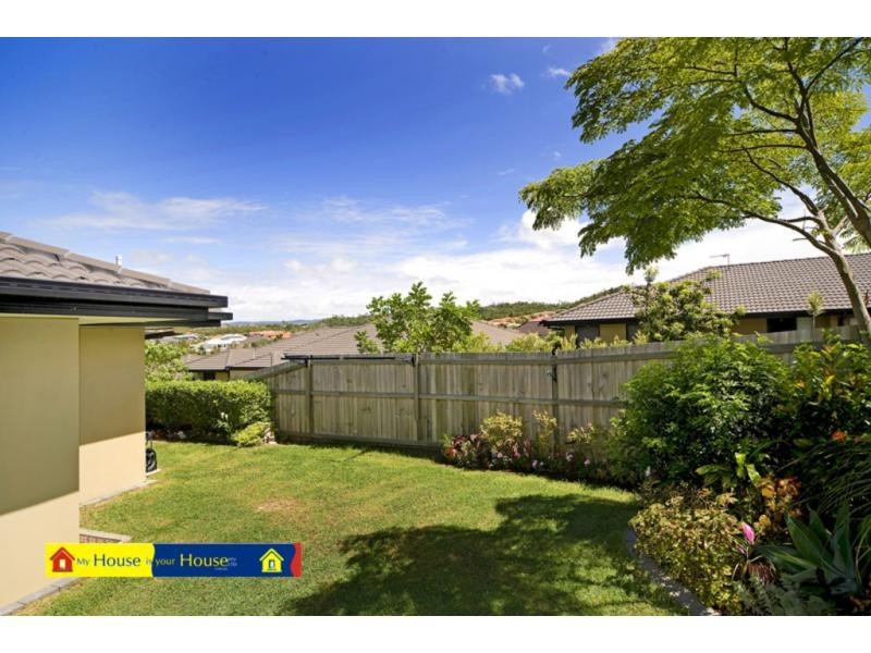 22/136 Pacific Pines Boulevard, Pacific Pines, Pacific Pines QLD 4211