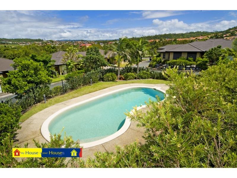 22/136 Pacific Pines Boulevard, Pacific Pines, Pacific Pines QLD 4211