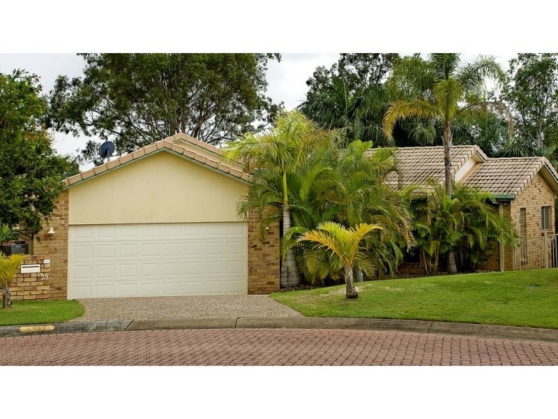 25 Erindale Court, Helensvale QLD 4212